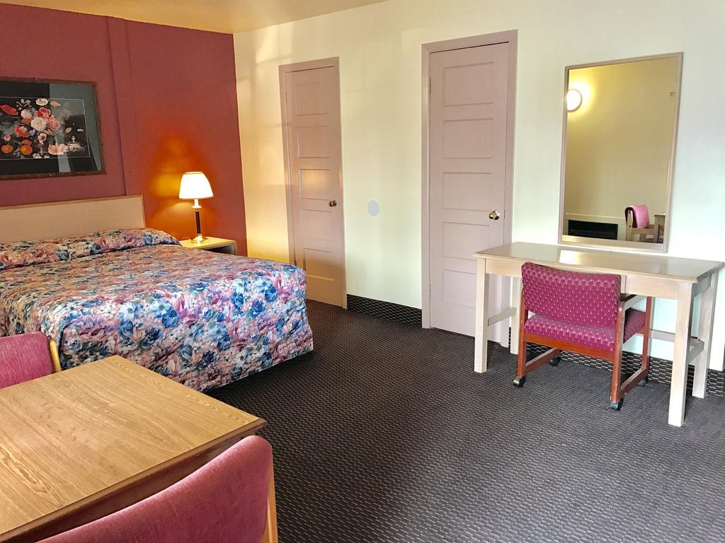 Travelers Inn Motel Сейлем Экстерьер фото