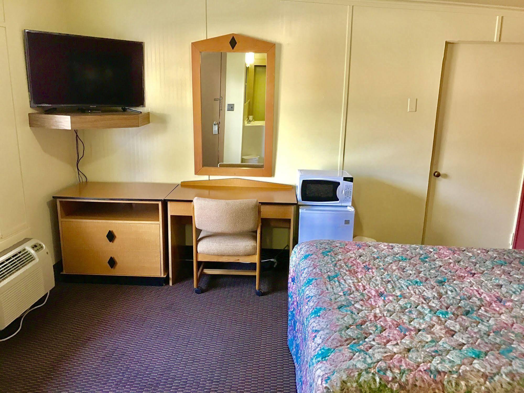 Travelers Inn Motel Сейлем Экстерьер фото